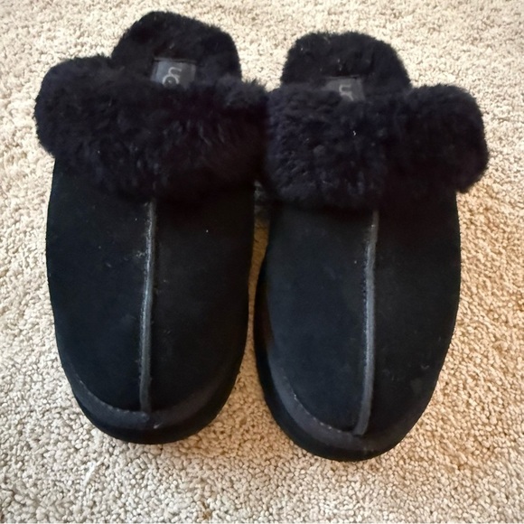 UGG Black Disquette Platform Slippers 8 - Picture 4 of 4